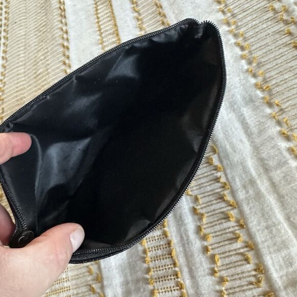 Morphe Black Zipper Makeup Brush Cosmetic Bag, 9x4.5 in - Picture 5 of 7